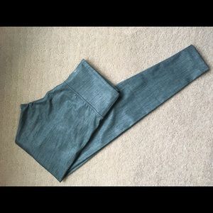 Lulu athletic pants/leggings